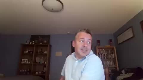 Snapshot of chrisw8121 chatting on 10-15-25, 11:16 chrisw8121 online show from 10-15-25, 11:16