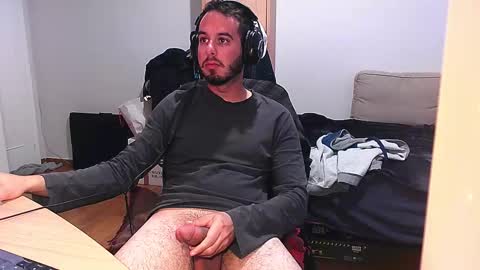 Snapshot of chromefox123 chatting on 12-19-25, 12:12 Chromefox123 online show from 12-19-25, 12:12