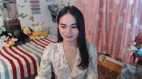 Snapshot of chrysadel chatting on 02-05-25, 04:03 Ur Suraya22 online show from 02-05-25, 04:03