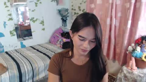 Snapshot of chrysadel chatting on 02-20-25, 04:25 Ur Suraya22 online show from 02-20-25, 04:25