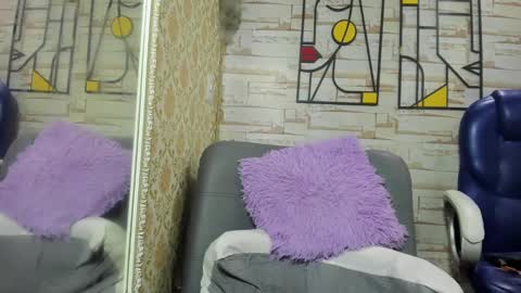 Im Sara  online show from 12-19-24, 05:50