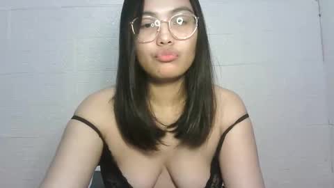 chubbycheeks27 online show from 02-11-25, 05:40