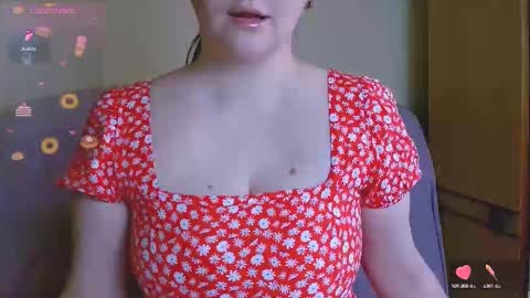 Snapshot of chubbymaia chatting on 03-02-25, 09:42 Maia online show from 03-02-25, 09:42