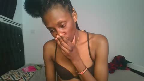 chyna_baibe online show from 11-10-25, 12:37