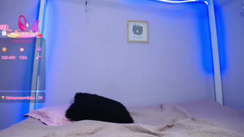 cielo__777 online show from 11-11-25, 07:36