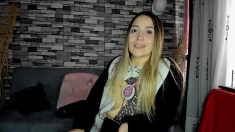 Ciindy Lovers online show from 10-23-25, 07:56