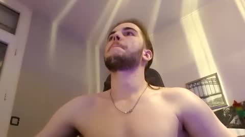 Owwwwwww where am i online show from 01-15-25, 05:08