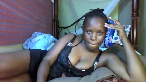 Snapshot of cinddy_14 chatting on 01-07-25, 08:13 cinddy 14 online show from 01-07-25, 08:13