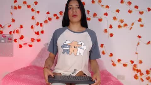 Sofi Eva and Mey online show from 03-11-25, 01:12