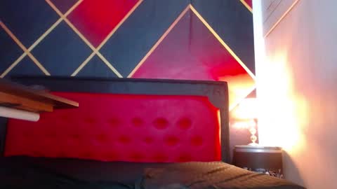 Snapshot of cindyandcarlo chatting on 01-27-25, 10:27 CindyandCarlo online show from 01-27-25, 10:27