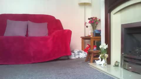 Snapshot of cineman22 chatting on 10-25-25, 12:45 Cineman22 online show from 10-25-25, 12:45