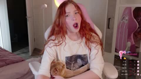 Maddy online show from 11-25-25, 11:38