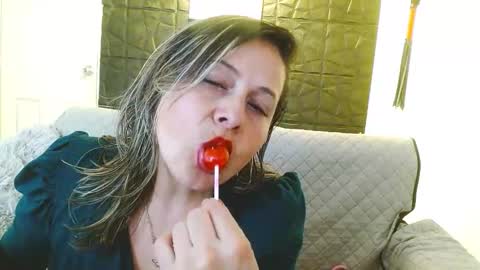 cinthia1609 online show from 09-27-25, 08:47