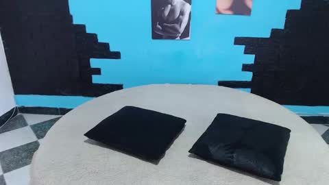 Cinthya online show from 09-11-25, 06:19