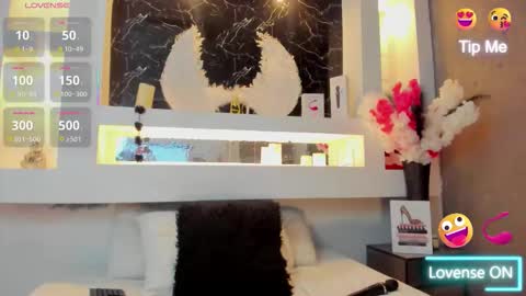 Snapshot of cinthya_mjs chatting on 10-08-25, 12:14 Cinthya online show from 10-08-25, 12:14