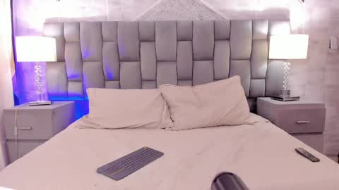 Snapshot of cintiacolins chatting on 02-04-25, 09:52 CintiaCollins online show from 02-04-25, 09:52