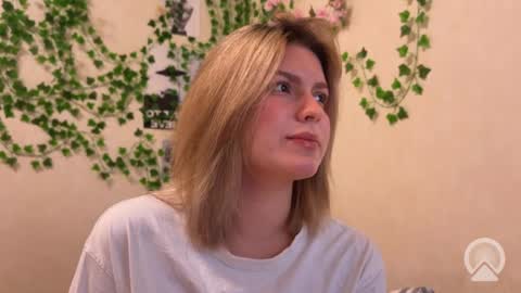 karina online show from 09-30-25, 03:39