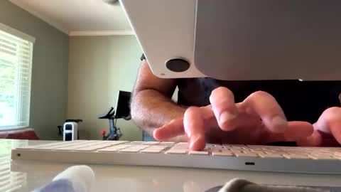 Snapshot of cj3d2 chatting on 09-15-25, 03:34 Cjd32 online show from 09-15-25, 03:34