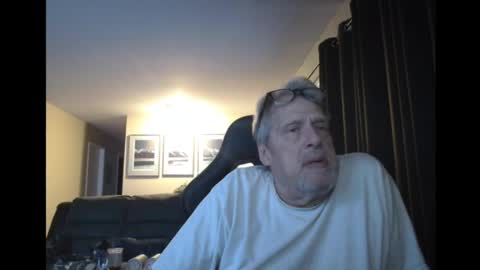 cjscout online show from 12-25-24, 01:10