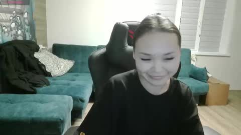 Snapshot of ckyvina chatting on 09-08-25, 02:27 Sky online show from 09-08-25, 02:27