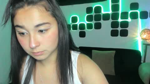 Snapshot of claiok chatting on 01-04-25, 12:27 claiok online show from 01-04-25, 12:27