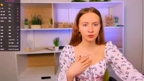 Snapshot of claire_soft chatting on 09-15-25, 08:25 Claire online show from 09-15-25, 08:25