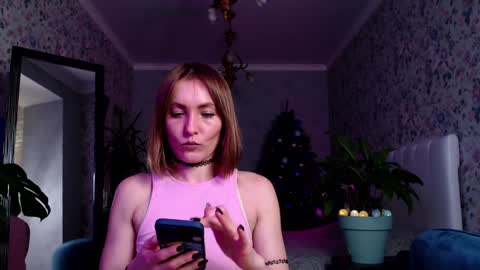 Clara online show from 12-17-24, 07:15