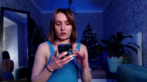 Clara online show from 01-13-25, 06:49