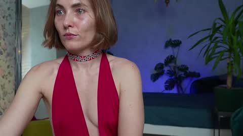 Snapshot of clara_bendover chatting on 11-20-25, 07:46 Clara online show from 11-20-25, 07:46