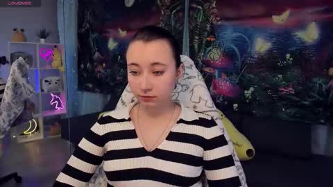 Snapshot of clarabenson chatting on 10-03-25, 06:16 clarabenson online show from 10-03-25, 06:16