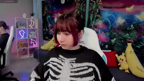 Snapshot of clarabenson chatting on 11-05-25, 06:41 clarabenson online show from 11-05-25, 06:41