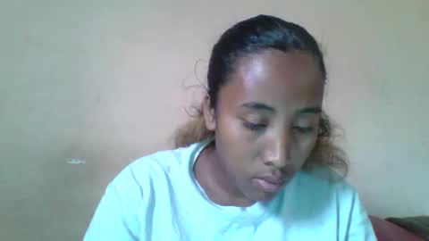 Clarah0123 online show from 09-12-25, 08:14