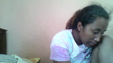 Snapshot of clarah0123 chatting on 10-21-25, 11:11 Clarah0123 online show from 10-21-25, 11:11