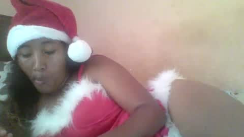 Snapshot of clarah0123 chatting on 11-09-25, 07:39 Clarah0123 online show from 11-09-25, 07:39