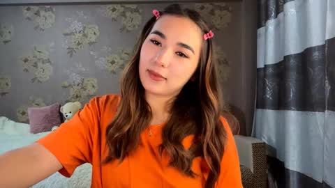 Snapshot of claribelatienza chatting on 10-30-25, 11:22 Yuna online show from 10-30-25, 11:22