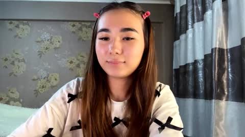 Snapshot of claribelatienza chatting on 11-06-25, 11:00 Yuna online show from 11-06-25, 11:00