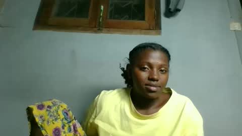 Snapshot of clarisse98 chatting on 10-18-25, 07:14 clarisse98 online show from 10-18-25, 07:14