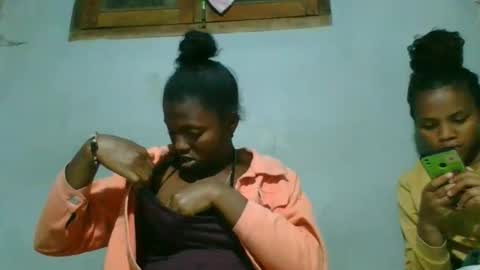 Snapshot of clarisse98 chatting on 11-15-25, 07:21 clarisse98 online show from 11-15-25, 07:21