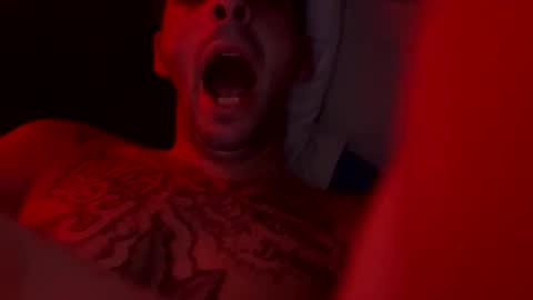 clarkshammer95 online show from 12-04-25, 11:02