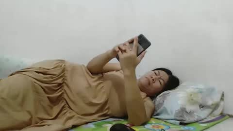 Snapshot of classicasian chatting on 12-16-25, 11:32 ClassicAsian online show from 12-16-25, 11:32