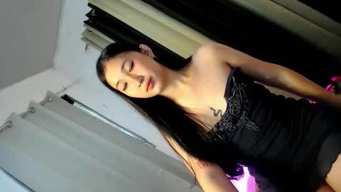 MIKAY OR MIKAH online show from 02-12-25, 03:51