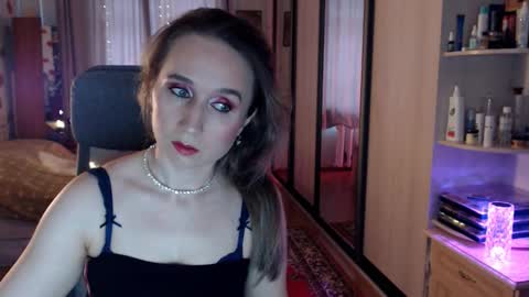 classyinna online show from 10-29-25, 09:44