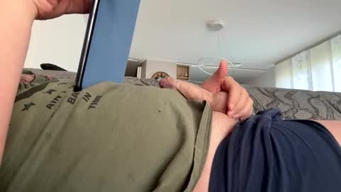 Michel online show from 03-04-26, 01:28