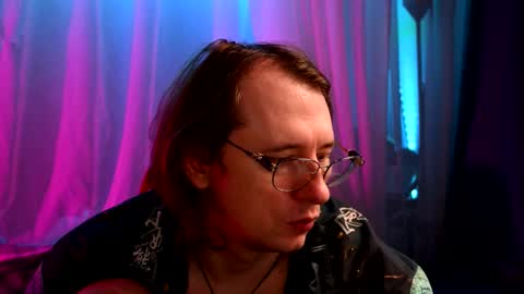 Claudia Cyberfox and Elon online show from 12-02-25, 12:10