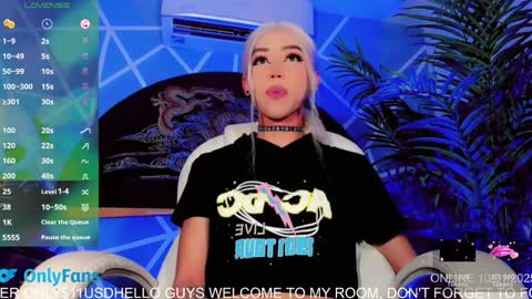 Snapshot of claudia_cooper chatting on 01-11-25, 04:16 online show from 01-11-25, 04:16