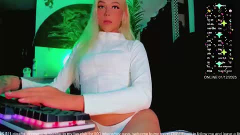 Snapshot of claudia_cooper chatting on 12-02-25, 03:12 online show from 12-02-25, 03:12