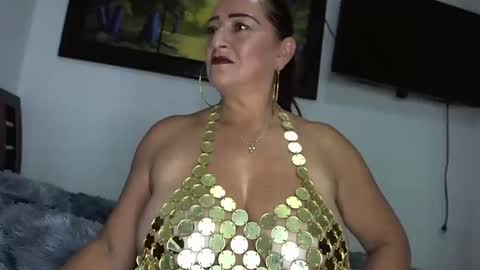 claudiabroke online show from 02-14-25, 01:56