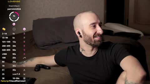 Snapshot of claudrainwall chatting on 11-04-25, 11:59 Claud online show from 11-04-25, 11:59