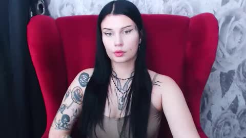 Snapshot of cleadark chatting on 11-27-25, 11:07 CleaDark online show from 11-27-25, 11:07