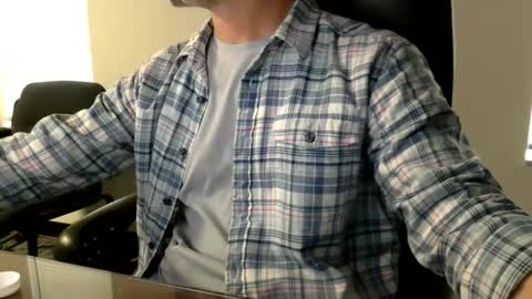 clemike69 online show from 12-18-25, 07:42